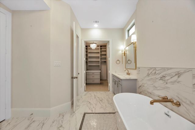 540 W 26th Street A, Houston, TX 77008