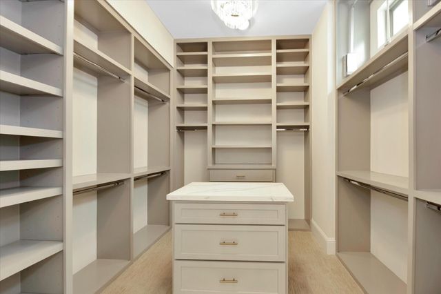 540 W 26th Street A, Houston, TX 77008