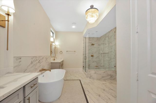 540 W 26th Street A, Houston, TX 77008