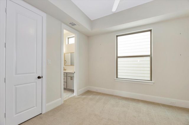 540 W 26th Street A, Houston, TX 77008