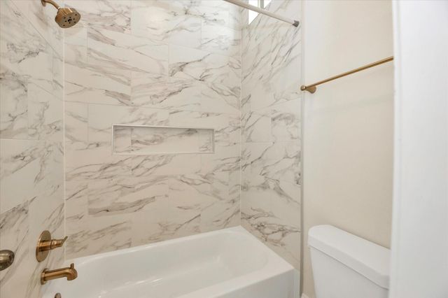 540 W 26th Street A, Houston, TX 77008