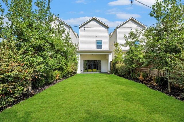 540 W 26th Street A, Houston, TX 77008