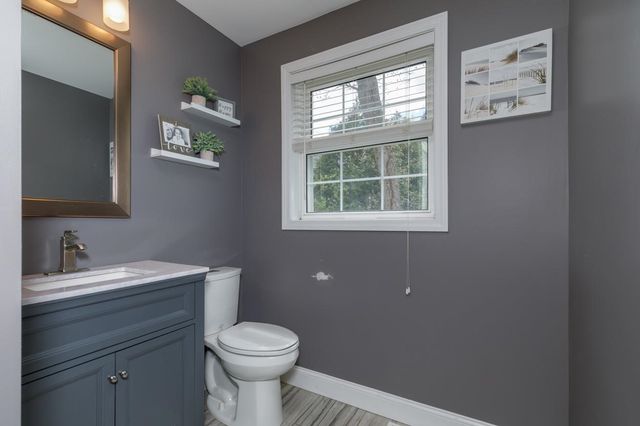 20 Car-Mar Lane, Salem, NH 03079