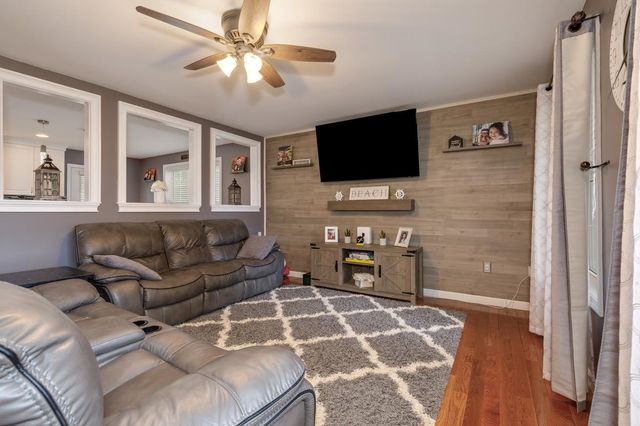 20 Car-Mar Lane, Salem, NH 03079