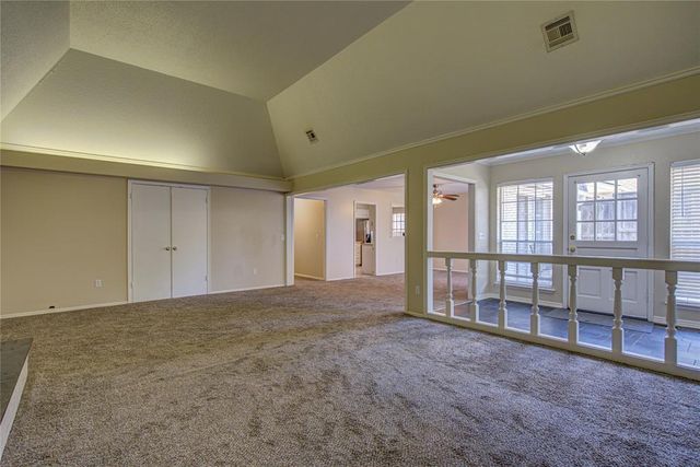 2518 NW 62ND Street, Oklahoma City, OK 73112