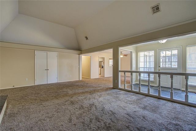 2518 NW 62ND Street, Oklahoma City, OK 73112