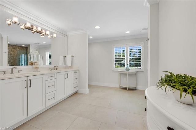 1471 Murex DR, Naples, FL 34102