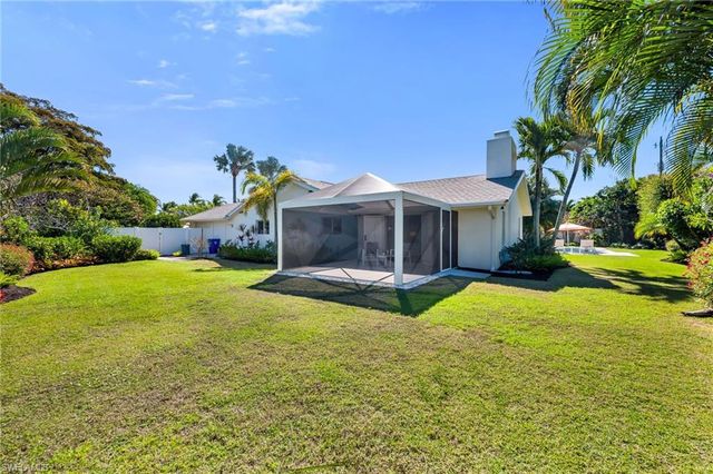 1471 Murex DR, Naples, FL 34102