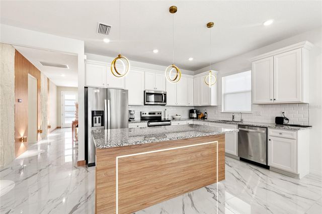 6976 ROSY SKY AVENUE, Orlando, FL 32829