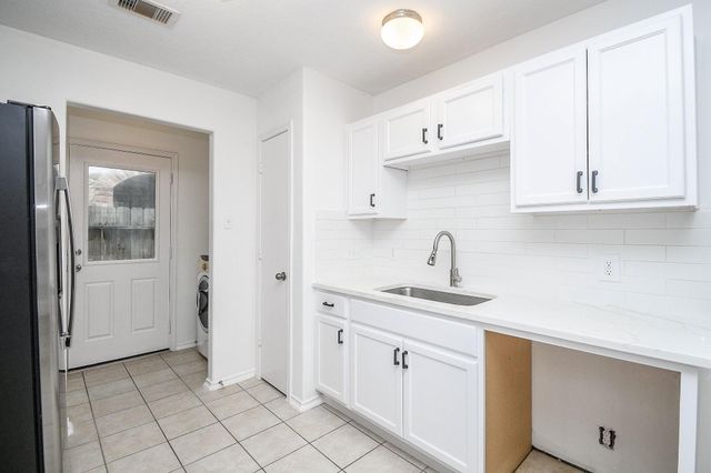 1651 Thornhollow Drive, Houston, TX 77014