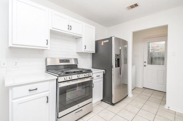 1651 Thornhollow Drive, Houston, TX 77014