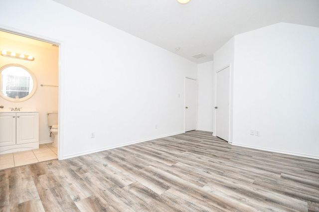 1651 Thornhollow Drive, Houston, TX 77014