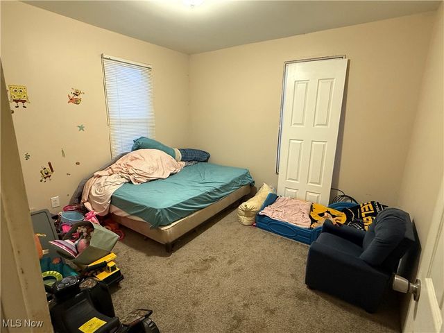 2305 Oak Street, Parkersburg, WV 26101