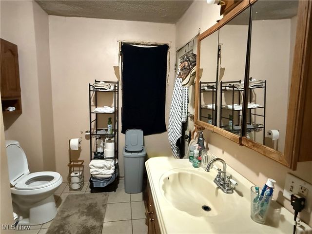 2305 Oak Street, Parkersburg, WV 26101