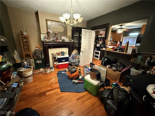 2305 Oak Street, Parkersburg, WV 26101