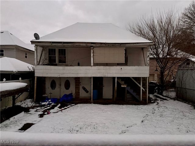 2305 Oak Street, Parkersburg, WV 26101