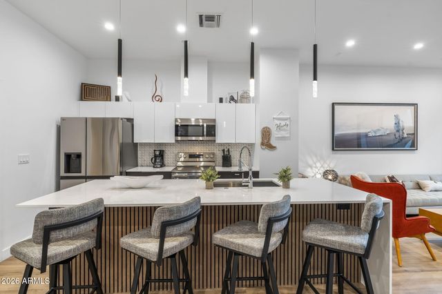 4220 N 32ND Street 32, Phoenix, AZ 85018