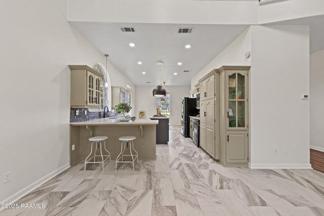 1124 Grand Anse Highway, Breaux Bridge, LA 70517