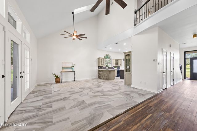 1124 Grand Anse Highway, Breaux Bridge, LA 70517