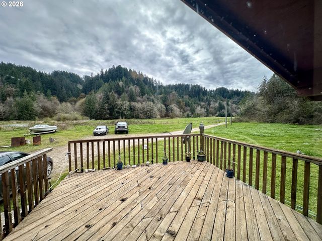 1910 OTTER SLOUGH Rd, Reedsport, OR 97467