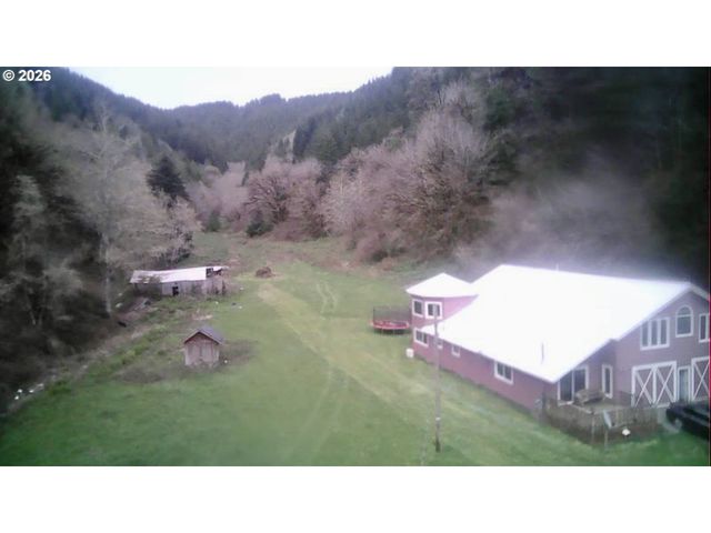 1910 OTTER SLOUGH Rd, Reedsport, OR 97467