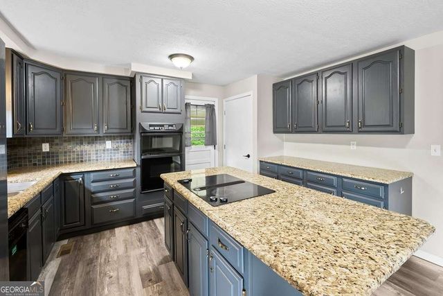 1243 Sycamore Street, Young Harris, GA 30582