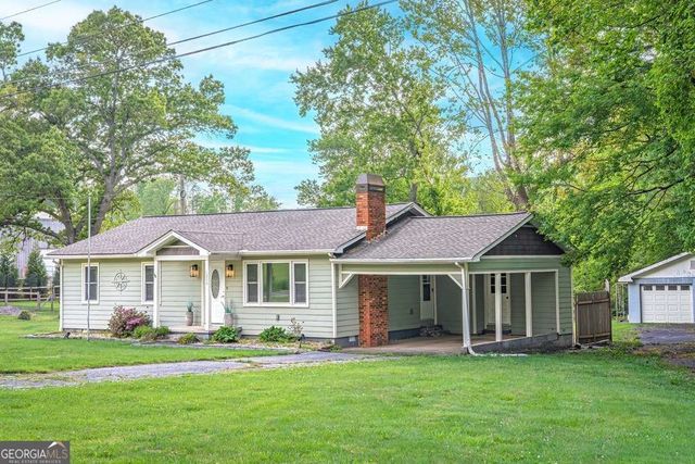 1243 Sycamore Street, Young Harris, GA 30582