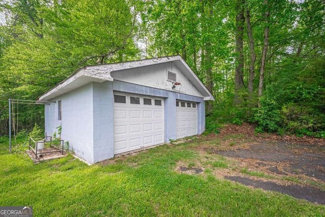 1243 Sycamore Street, Young Harris, GA 30582