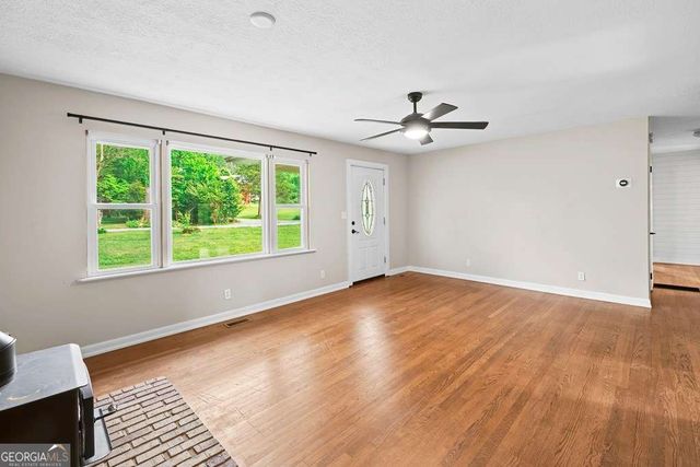 1243 Sycamore Street, Young Harris, GA 30582