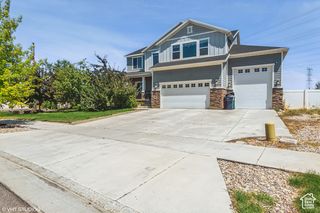 2086 W WHITE PINE DR, Layton, UT 84041