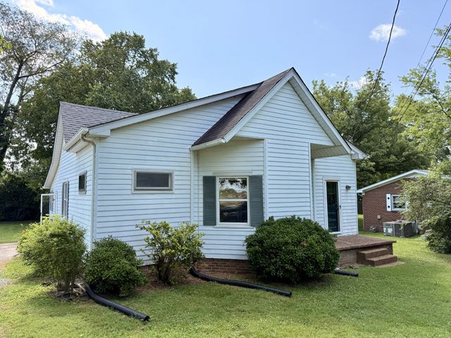 629 Martha Ave, Gallatin, TN 37066