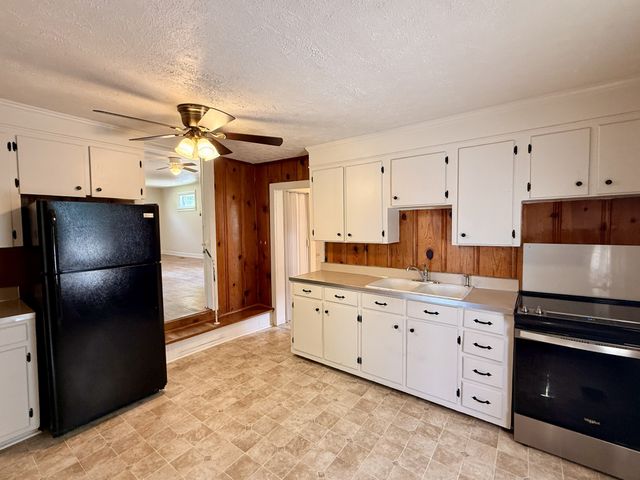 629 Martha Ave, Gallatin, TN 37066