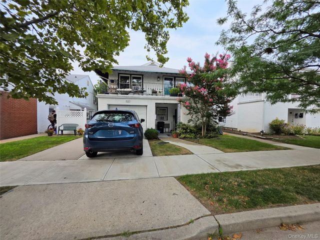 537 E Chester Street, Long Beach, NY 11561