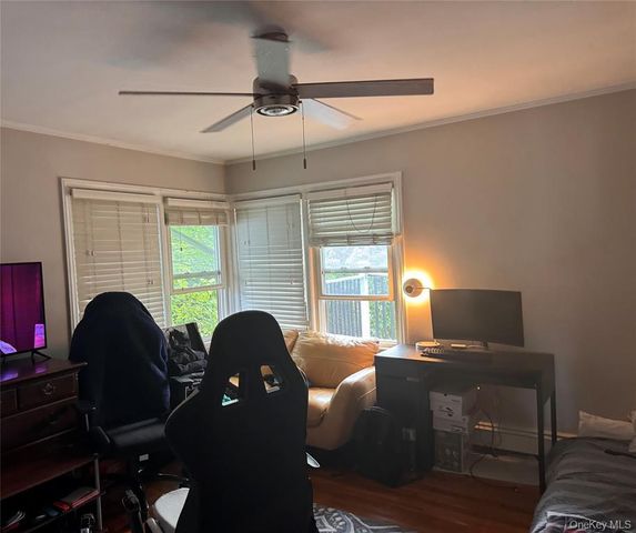 537 E Chester Street, Long Beach, NY 11561