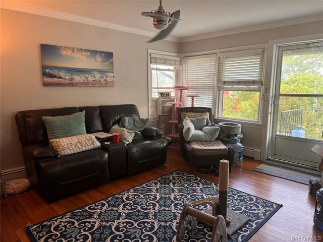 537 E Chester Street, Long Beach, NY 11561
