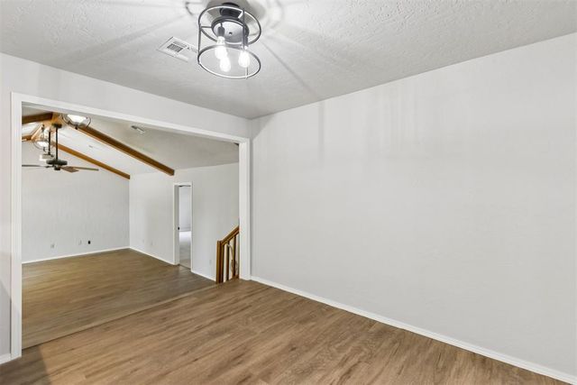 318 S Walnut Street, Apache, OK 73006