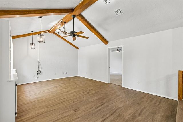 318 S Walnut Street, Apache, OK 73006