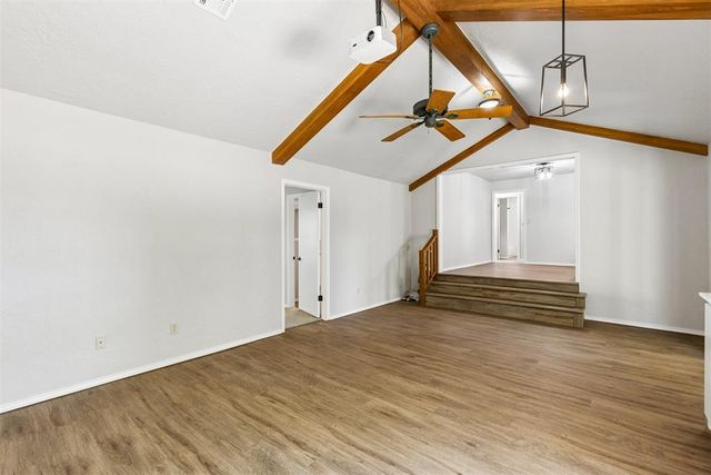 318 S Walnut Street, Apache, OK 73006