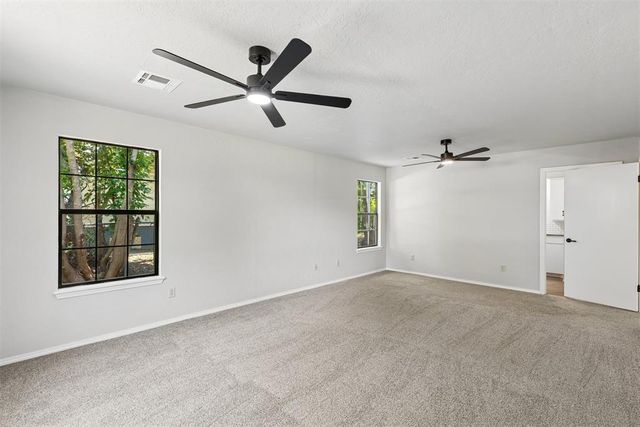 318 S Walnut Street, Apache, OK 73006
