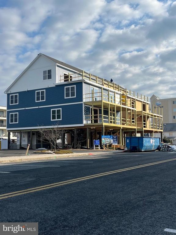 Image 1 of property listing at 14 142 ST #4, Ocean City, MD 21842