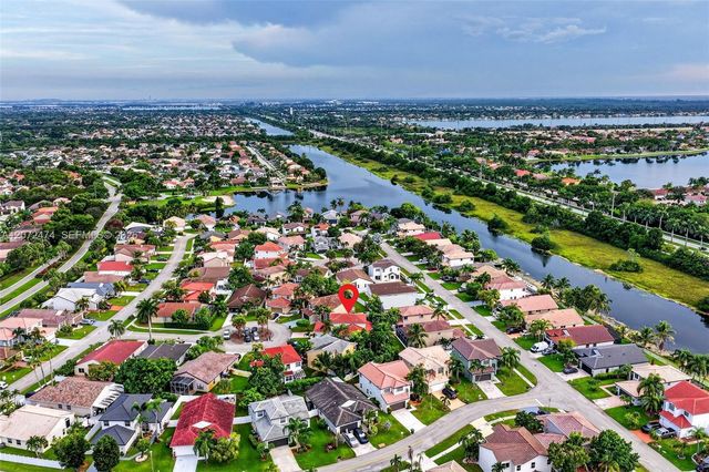 18253 SW 5th Street, Pembroke Pines, FL 33029