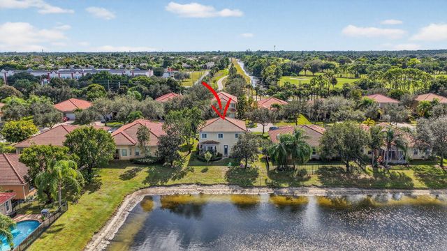 6720 Osage Circle, Greenacres, FL 33413