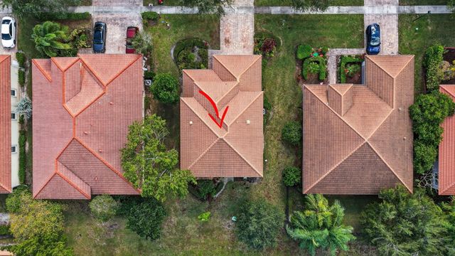 6720 Osage Circle, Greenacres, FL 33413