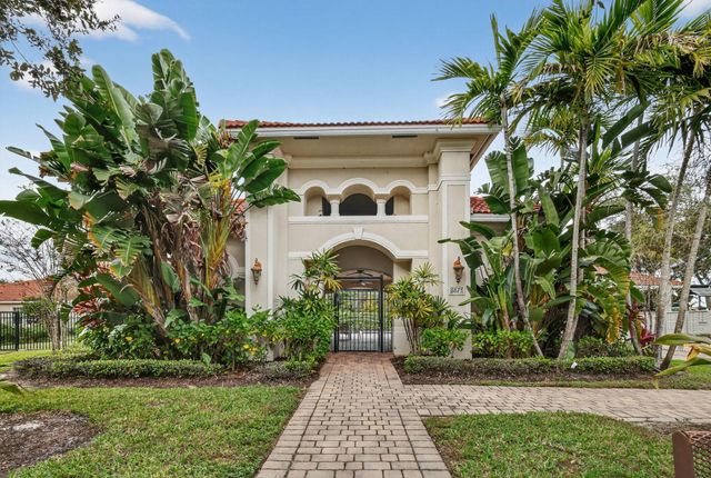 6720 Osage Circle, Greenacres, FL 33413