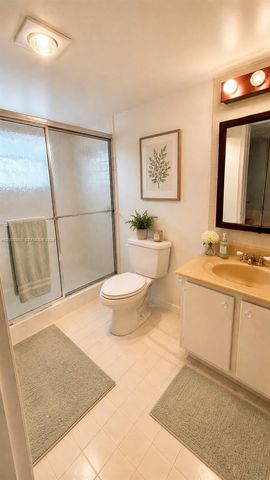13500 SW 1st Street 114U, Pembroke Pines, FL 33027