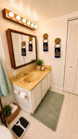 13500 SW 1st Street 114U, Pembroke Pines, FL 33027