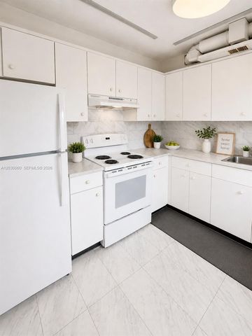 13500 SW 1st Street 114U, Pembroke Pines, FL 33027