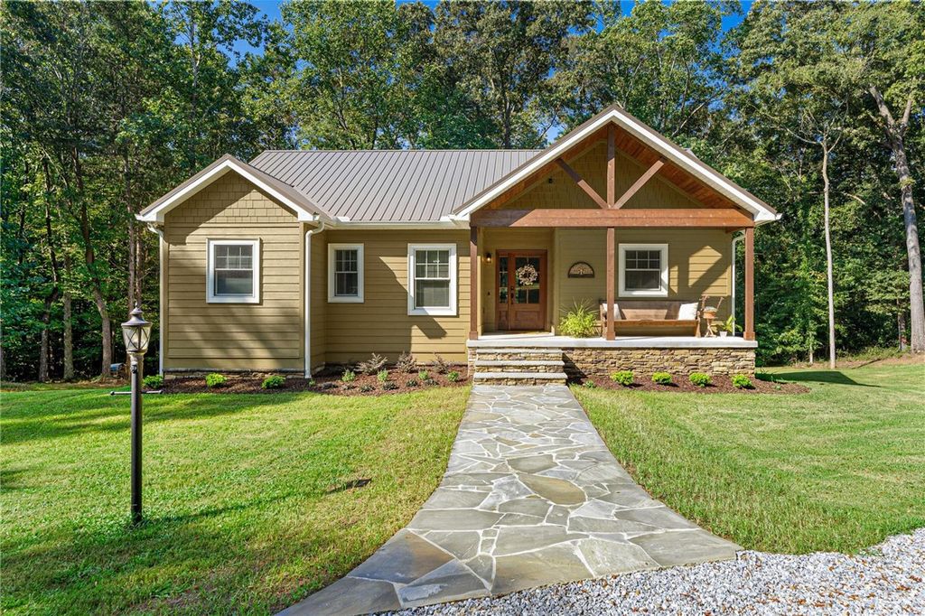 3119 Rock Springs Road, Lavonia, GA 30553