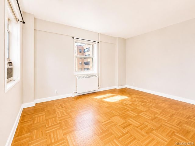4 Fordham Hill Oval 14G, Bronx, NY 10468