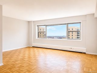 4 Fordham Hill Oval 14G, Bronx, NY 10468